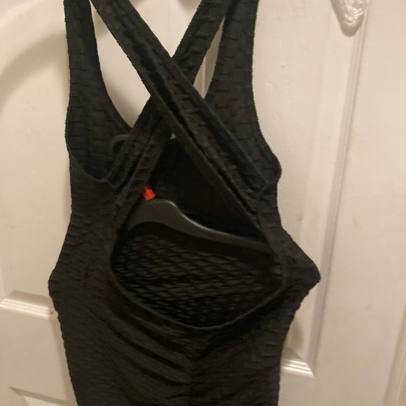 XJ Boost Ladies Size Large or Extra Large runs small very fitted one piece set - Picture 5 of 10